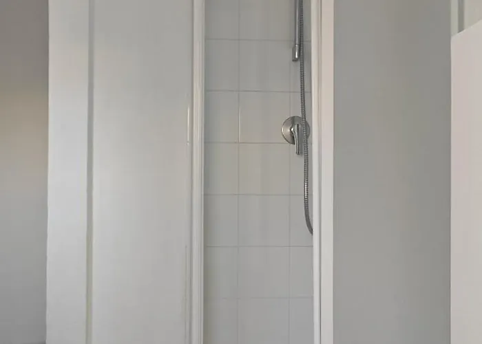 Benedetto Xvi Penzion *